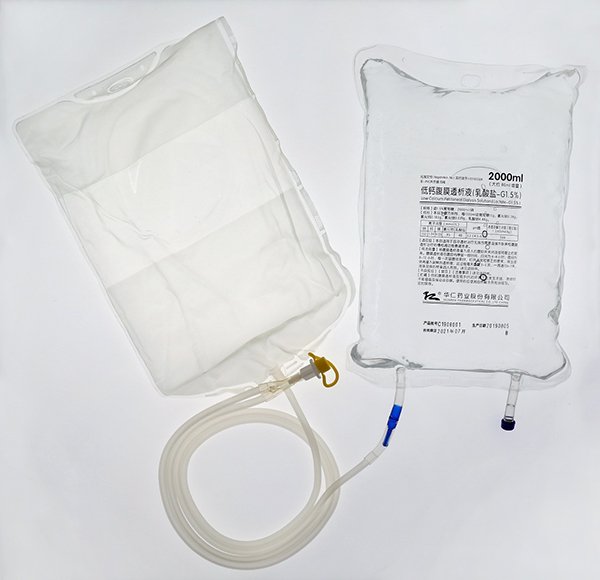 6月17日，公司腹膜透析液在北京隆重上市。7月22日，公司腹膜透析液产品实现首次批量发货。